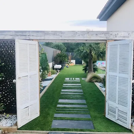 Moderne Avec Piscine Golfe De Saint-tropez