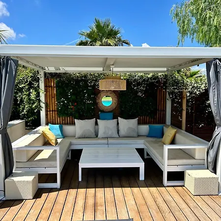 Moderne Avec Piscine Golfe De Saint-tropez Cogolin