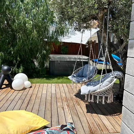 Moderne Avec Piscine Golfe De Saint-tropez Villa *